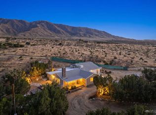 29125 Devils Punch Bowl Rd, Pearblossom, CA 93553