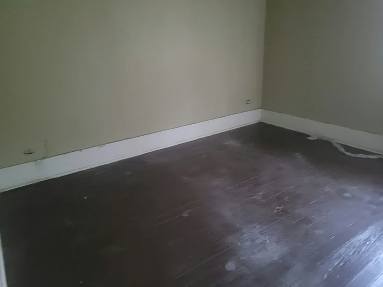 305 S Everett St — Photo 4
