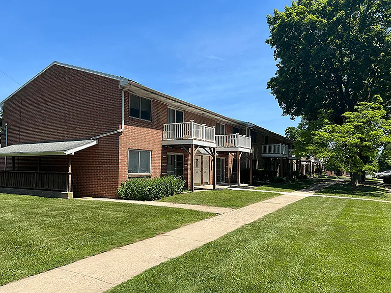 Springside Manor — Photo 11