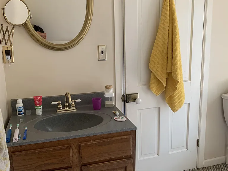342 Elm St — Photo 17