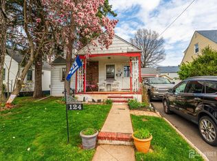 124 W 10th Ave, Roselle, NJ 07203