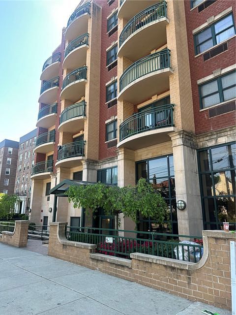 1st image of 14341 84th Dr APT 5E