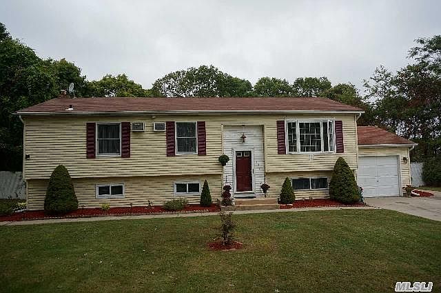 1st image of 16 Pine St