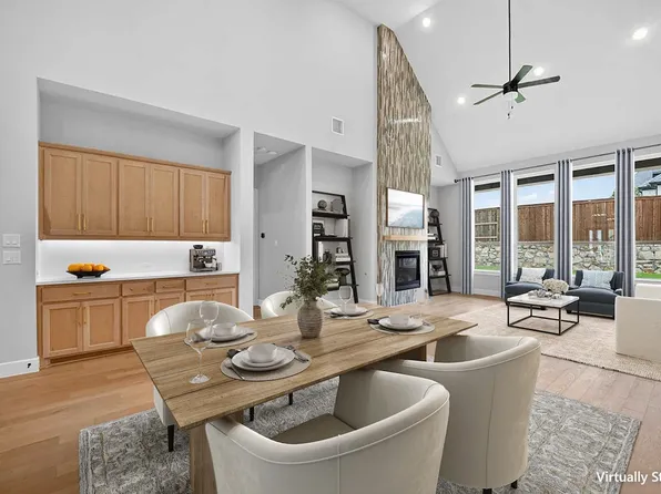932 Shady Oaks Dr, Rockwall, TX 75087