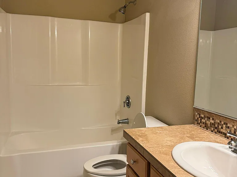 14121 Passage Pkwy — Photo 17