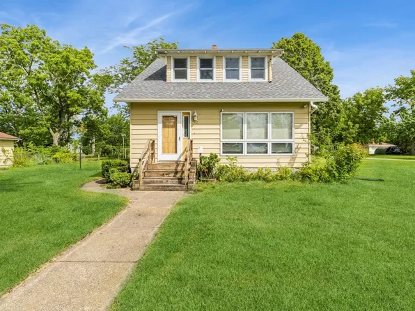 212 E 2nd St, Harcourt, IA 50544