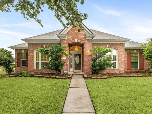 4903 Cedar Cove Dr, Baytown, TX 77521