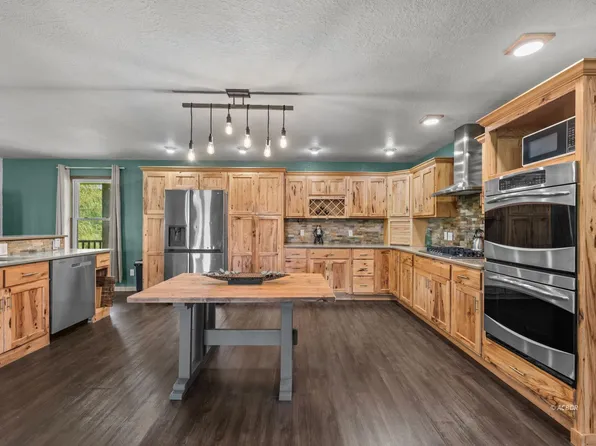 2545 Nebo Rd, Patriot, OH 45658