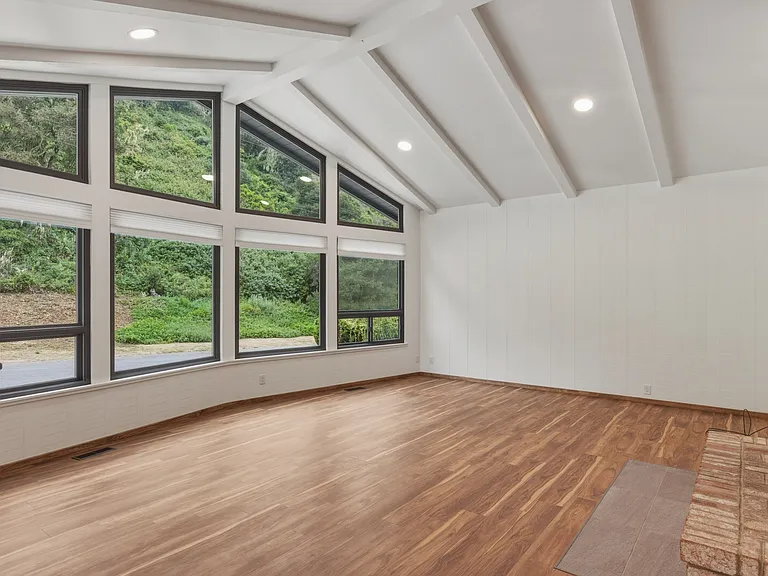 4125 Canada Ct — Photo 4