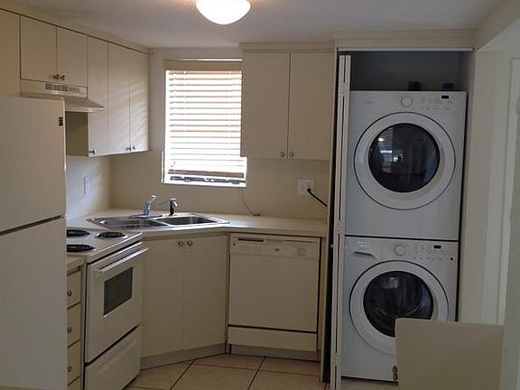 3rd image of 3760 NW 115th Ave APT 5-4