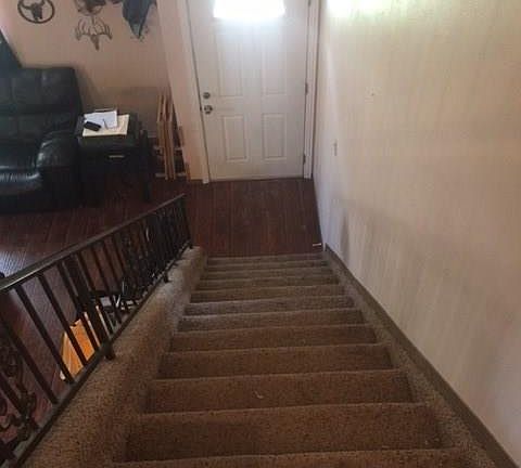 5th image of 829 Harvest Glen Dr