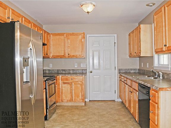 5th image of 4007 Mountainridge Dr