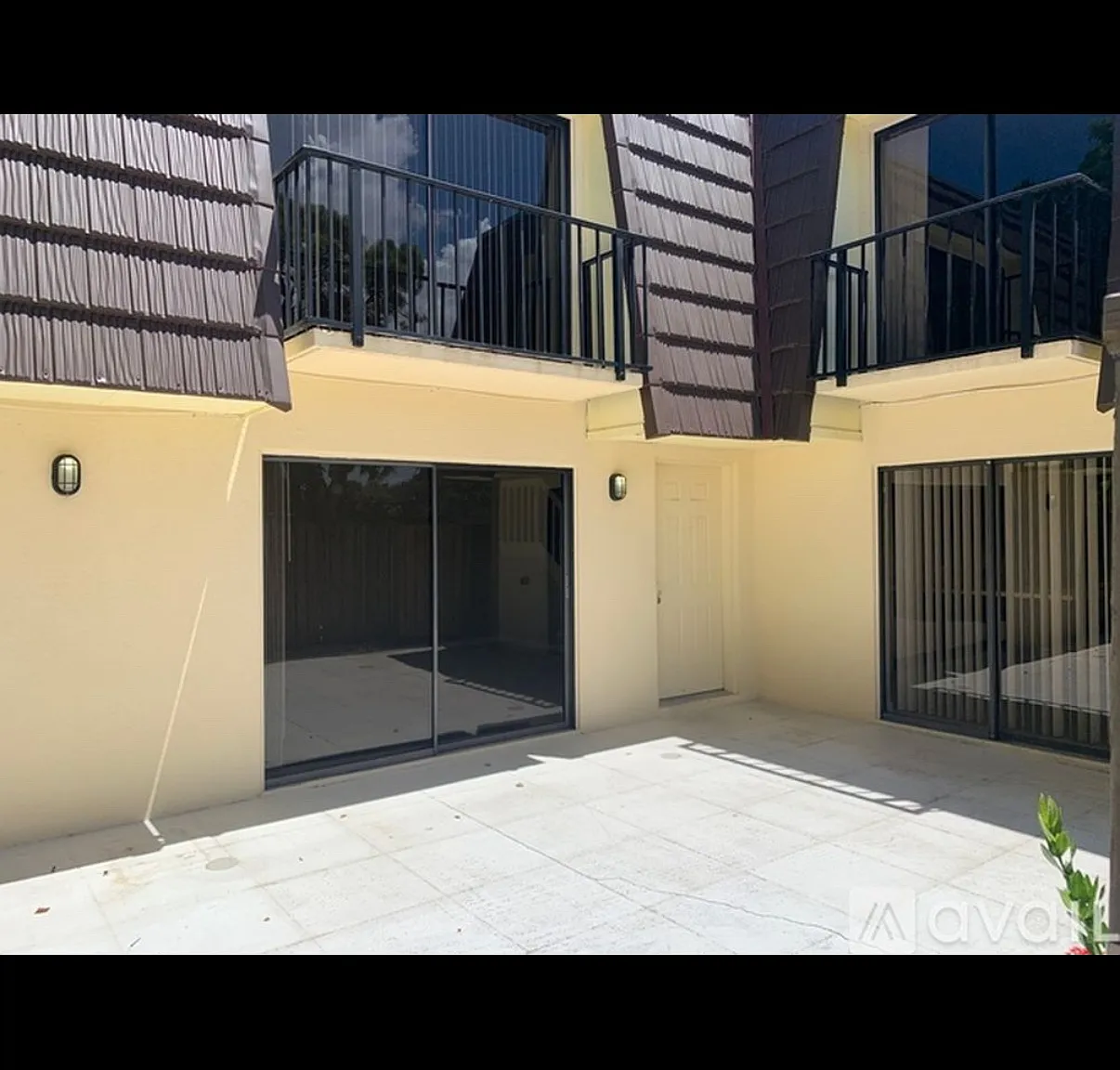 2 bed, 2.5 bath, 1500 sqft, $2,650 — Photo 2