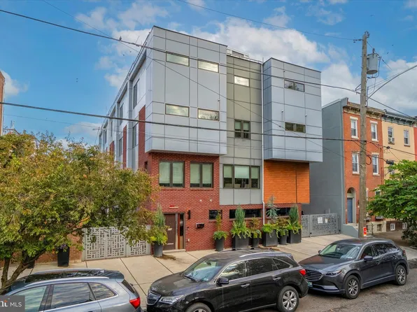 869 Corinthian Ave Unit 5, Philadelphia, PA 19130