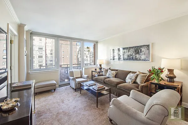 APARTMENT VOL.0〜12 セット 781 5th Avenue #1501 in Lenox Hill, Manhattan | StreetEasy