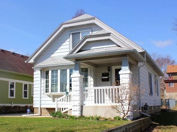 2nd image of 1731 Underwood Ave