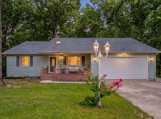 71 Queensberry Dr, Branson West, MO 65737
