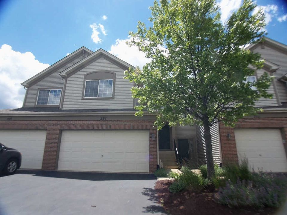 1st image of 997 Parkhill Cir