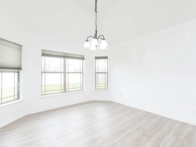 4602 Lauren Mackenzie Dr — Photo 5