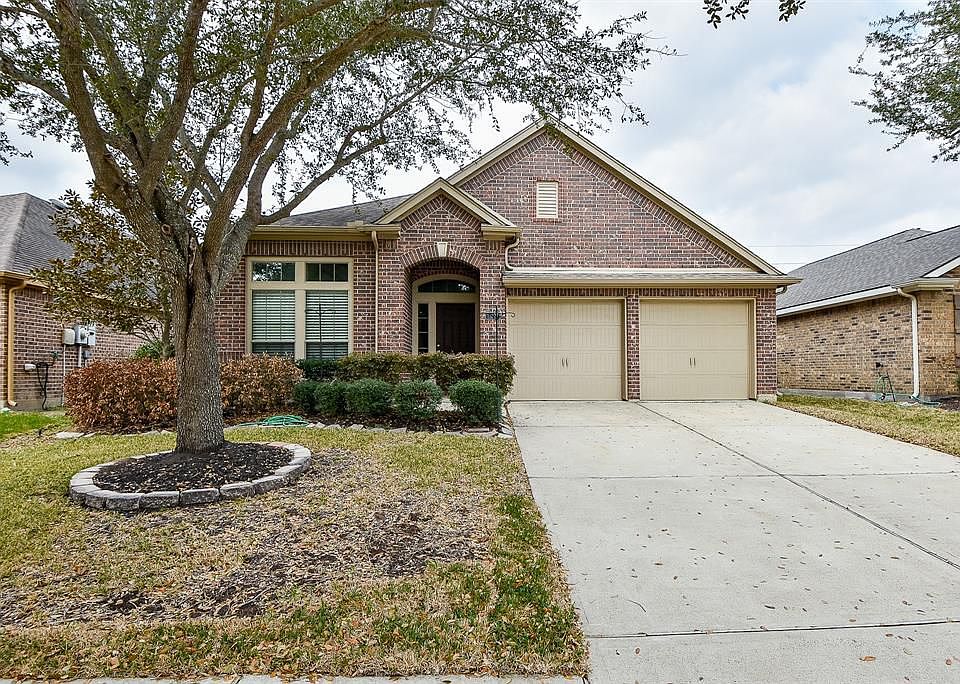 1st image of 11027 Starling Creek Dr