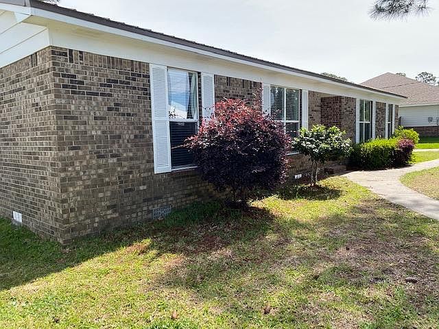 1st image of 756 Forest Shore Dr