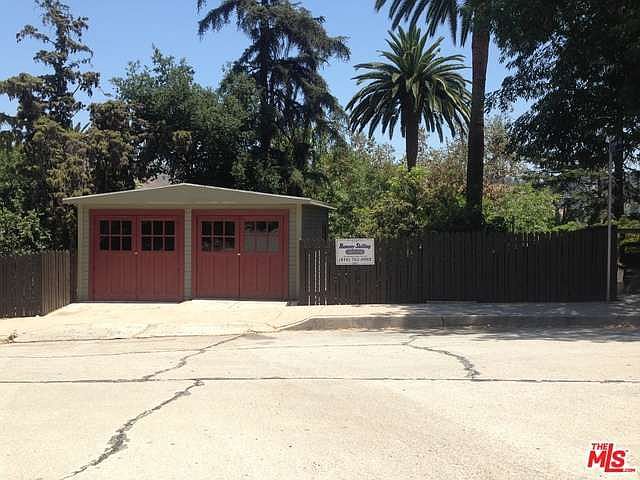 2nd image of 4344 Glenalbyn Dr