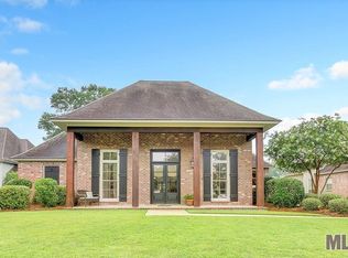 9243 Homestead Dr, Baton Rouge, LA 70817