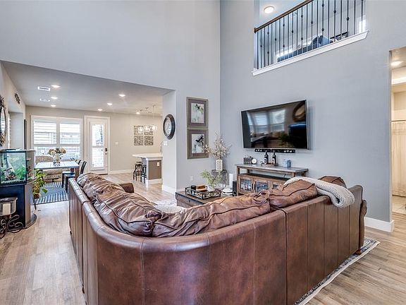4th image of 12340 Iveson Dr