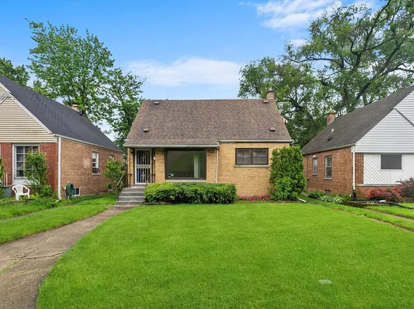 15 W 166th St, Calumet City, IL 60409
