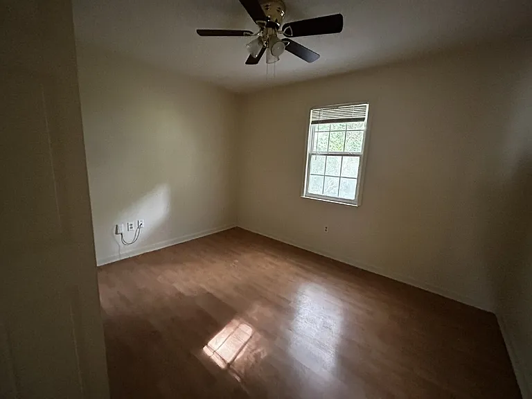 316 Pleasant St #B — Photo 4