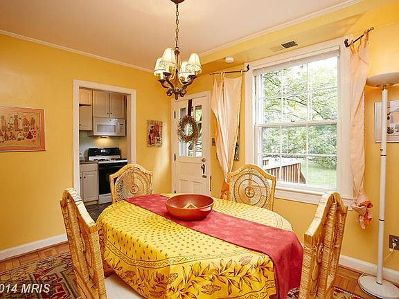 5th image of 1201 S Barton St Unit 138