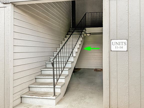 2nd image of 9221 N Lombard St APT 11
