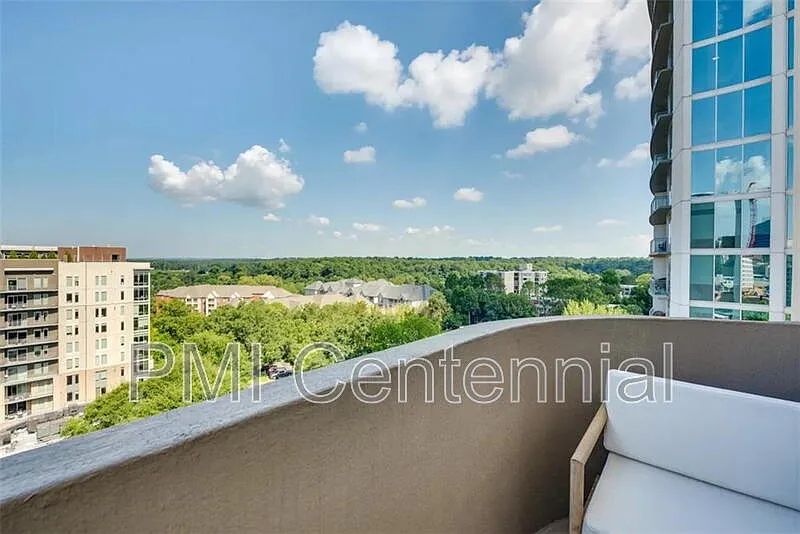 2 bed, 2.0 bath, 1301 sqft, $2,995 — Photo 4