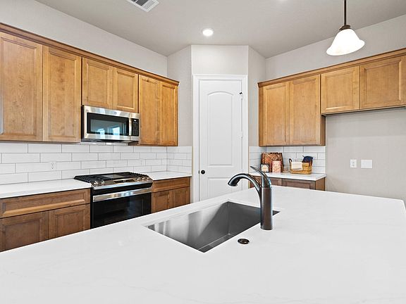 6th image of this home