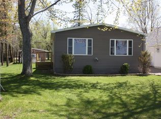 W5784 Cedar Ave, Shawano, WI 54166