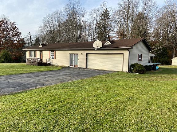 2nd image of 157 Oak Ln