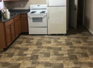 716 W Oak St, Herrin, IL 62948