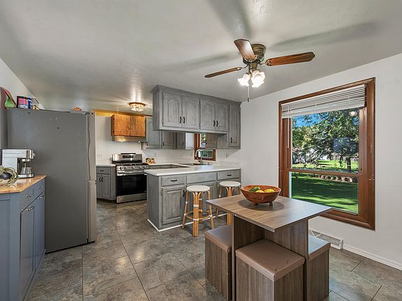 4th image of 1434 Baumgart Rd