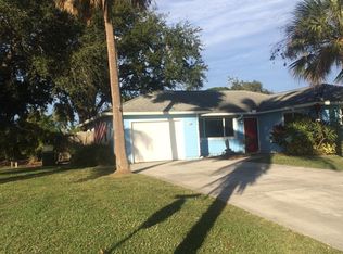 720 SE Hibiscus Ave, Stuart, FL 34996