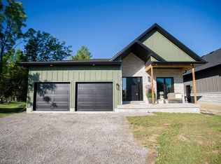 5 Scott Dr, Pt Dover, ON N0A1N7