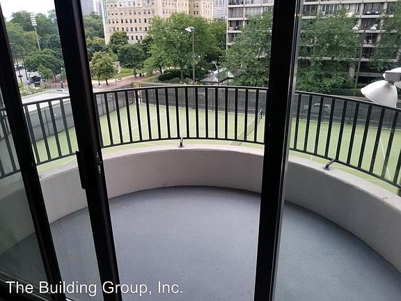 5th image of 2020 N Lincoln Park W Ste 4