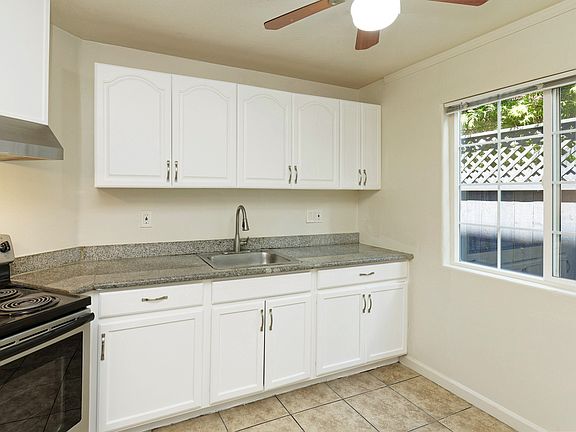 2nd image of 2336 Fruitvale Ave #17830676