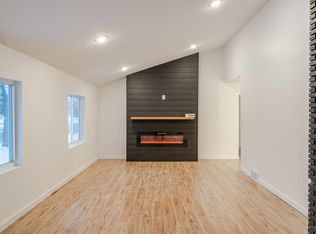 7840 Harold Ave, Golden Valley, MN 55427