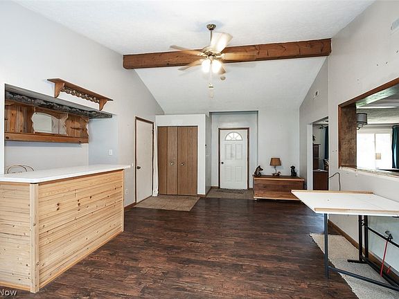 3rd image of 12762 Saint James Dr