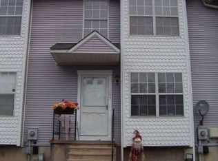 107 Britain Ct, Newark, DE 19702