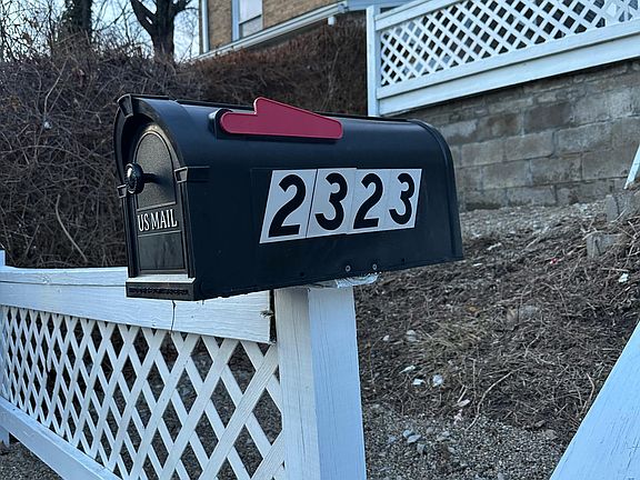 5th image of 2323-1 Patterson Ave
