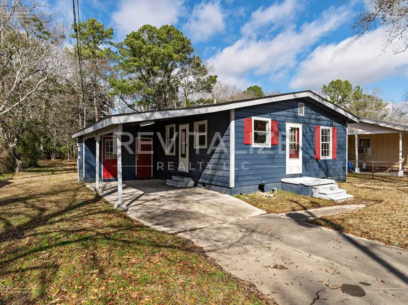 3513 Sherlawn Dr, Moss Point, MS 39563