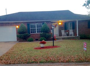 30 Western Hls, Hurricane, WV 25526