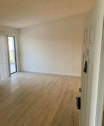 2nd image of 205-468 NE 206th Ln #205