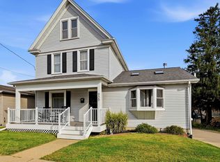 929 Mount Loretta Ave, Dubuque, IA 52003